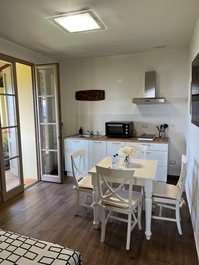 Casa Al Vento Apartment แชร์เรโต กุยดิ ภายนอก รูปภาพ