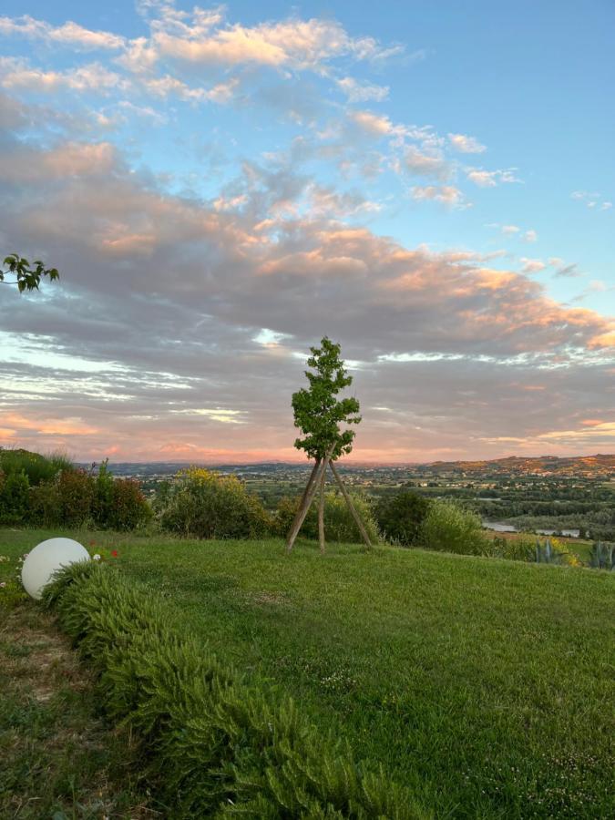 Casa Al Vento Apartment แชร์เรโต กุยดิ ภายนอก รูปภาพ